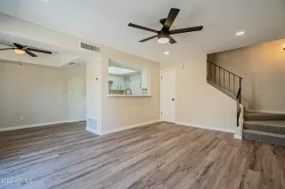 Photo #6: 6439208 Listing