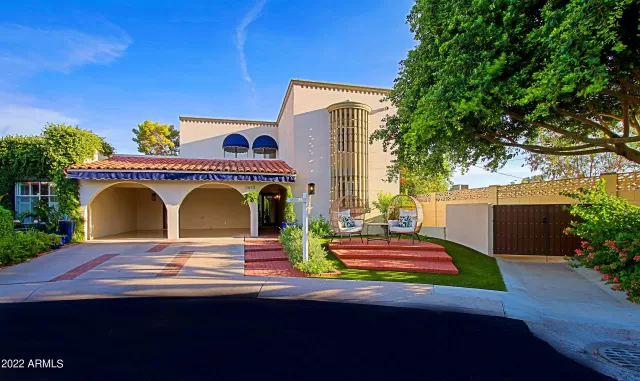 MLS: 6439229 Condo For Sale