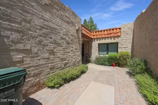 Photo #5: 6439684 Listing 