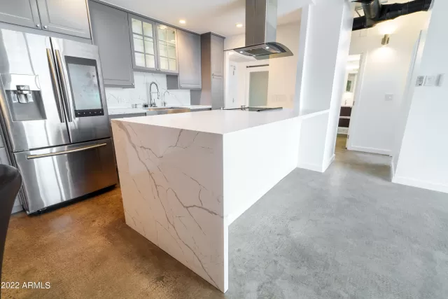 MLS: 6439717 Condo For Sale