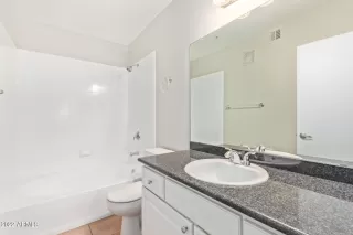 Photo #4: 6439939 Listing