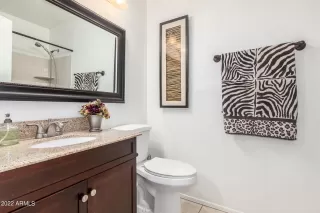 Photo #6: 6439954 Listing