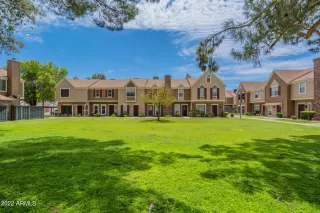 Photo #3: 6439968 Listing 