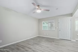 Photo #5: 6440012 Listing 