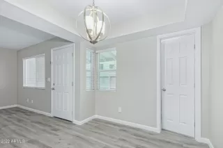 Photo #6: 6440012 Listing 