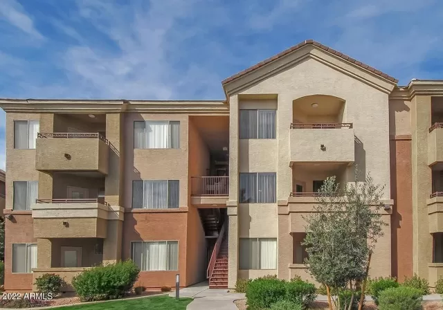 MLS: 6440018 Condo For Sale