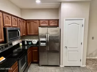 Photo #6: 6440488 Listing 