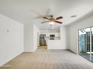 Photo #6: 6440526 Listing 