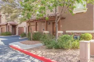 Photo #4: 6440567 Listing