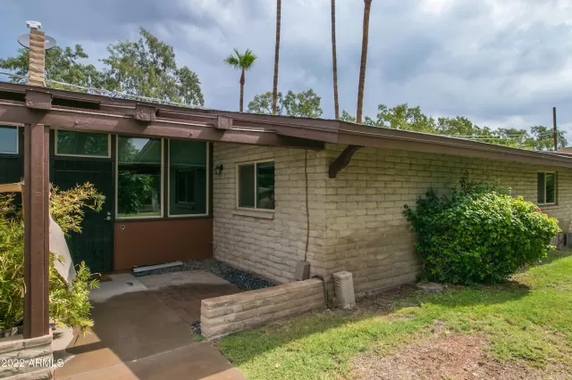 MLS: 6440614 Condo For Sale