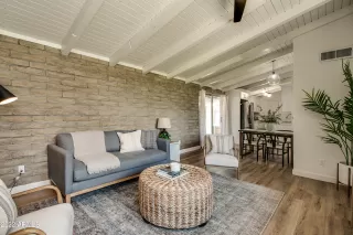 Photo #3: 6440614 Listing 