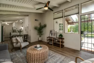 Photo #4: 6440614 Listing 