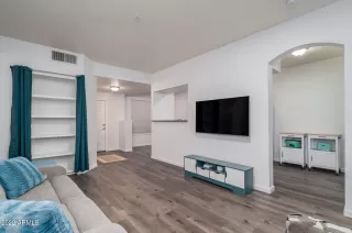 Photo #1: 6440661 Listing 