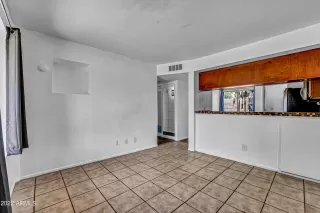 Photo #4: 6440770 Listing 