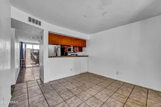 Photo #5: 6440770 Listing 