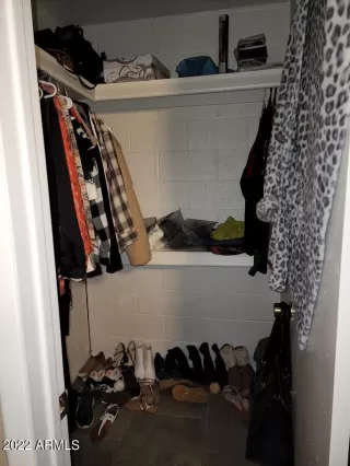 Photo #6: 6440896 Listing 