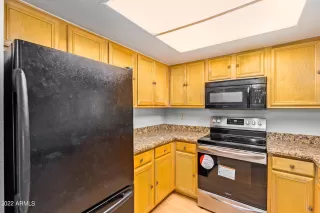 Photo #4: 6441052 Listing 