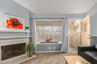 Photo #4: 6441122 Listing