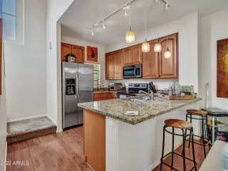 Photo #2: 6441151 Listing