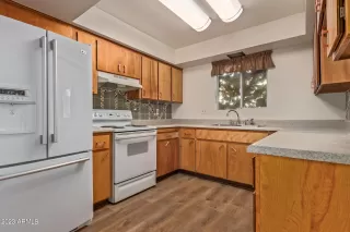 Photo #4: 6441182 Listing 