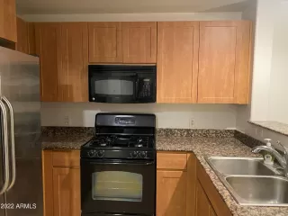 Photo #2: 6441266 Listing 
