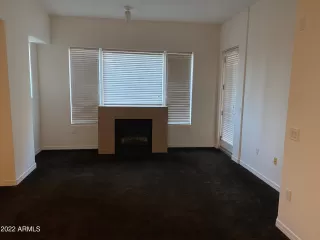 Photo #5: 6441266 Listing 