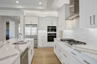 Photo #4: 6441290 Listing 