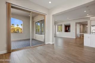 Photo #6: 6441290 Listing 