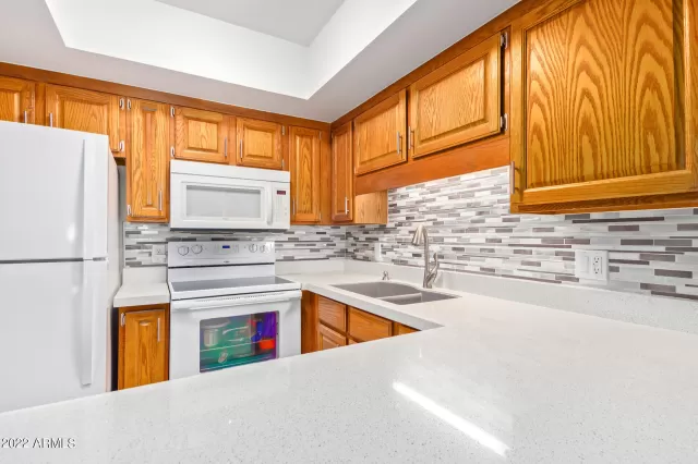 MLS: 6441309 Condo For Sale