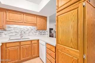 Photo #2: 6441309 Listing