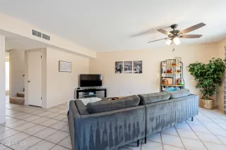 Photo #6: 6441363 Listing 