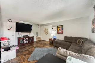 Photo #5: 6441443 Listing