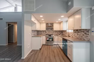 Photo #3: 6441461 Listing