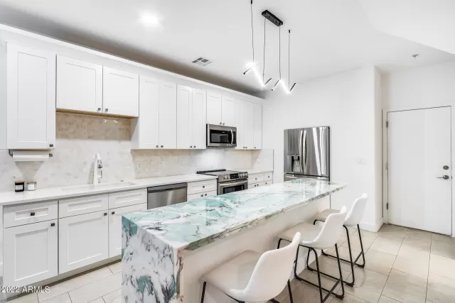 MLS: 6441490 Condo For Sale