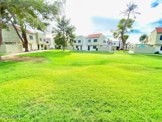 Photo #2: 6441503 Listing 