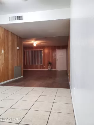 Photo #4: 6441615 Listing