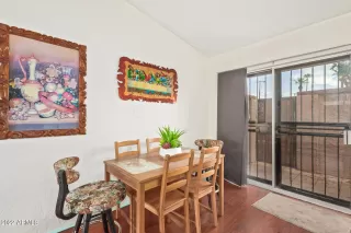 Photo #6: 6441779 Listing