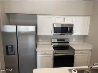 Photo #6: 6442426 Listing