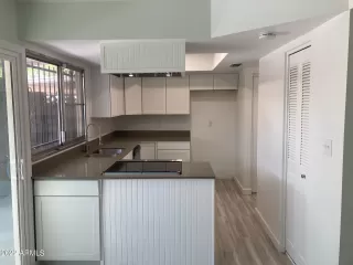 Photo #5: 6442544 Listing