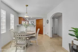 Photo #2: 6442746 Listing 