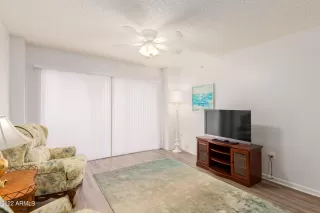 Photo #1: 6442753 Listing