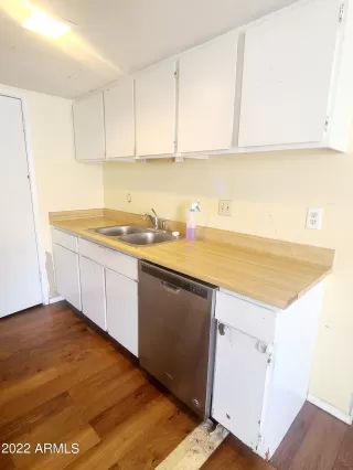 Photo #5: 6442861 Listing 