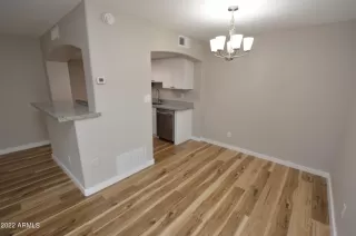 Photo #6: 6443068 Listing 