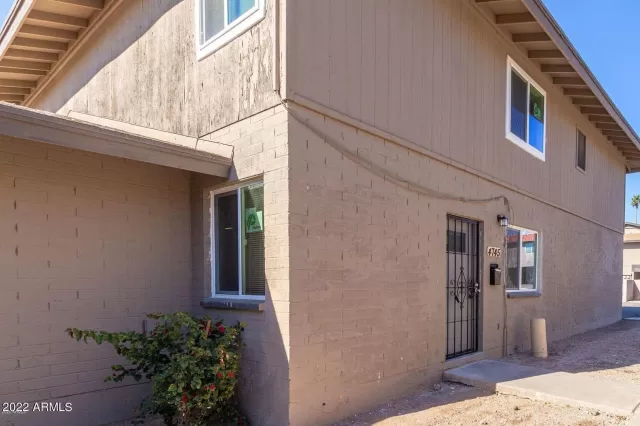 MLS: 6443158 Condo For Sale