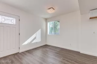 Photo #5: 6443158 Listing