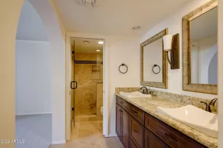 Photo #6: 6443574 Listing