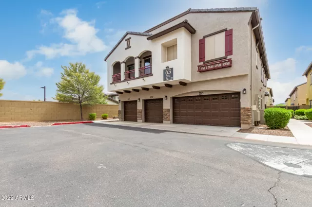 MLS: 6443892 Condo For Sale