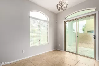 Photo #6: 6443892 Listing