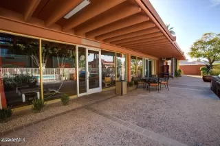 Photo #6: 6443898 Listing