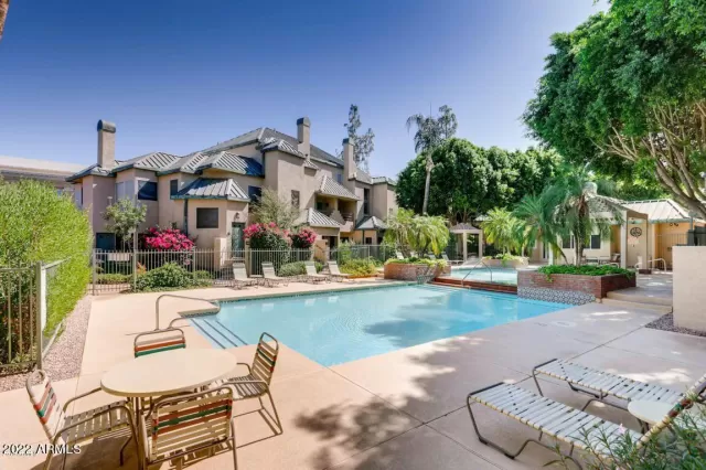MLS: 6443952 Condo For Sale
